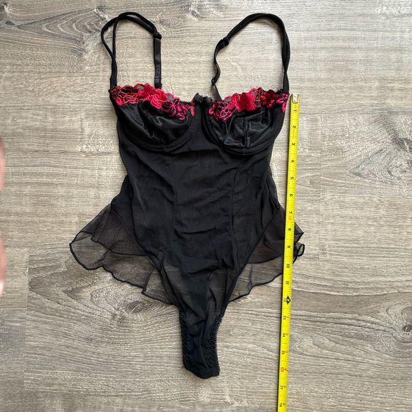 Frederick's of Hollywood Black and Pink Lace Bodysuit XS/S - Picture 5 of 7